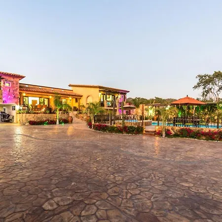 Villa La Finca Tezal by Cabo Villas-3